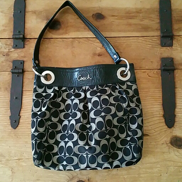 Coach purse - Picture 1 of 4